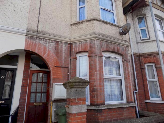 1 Bedroom Flat To Rent In Winstanley Road, Sheerness, ME12