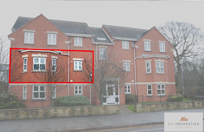 2 Bedroom Flat For Sale In Limestone Rise, Mansfield, Nottinghamshire, NG19