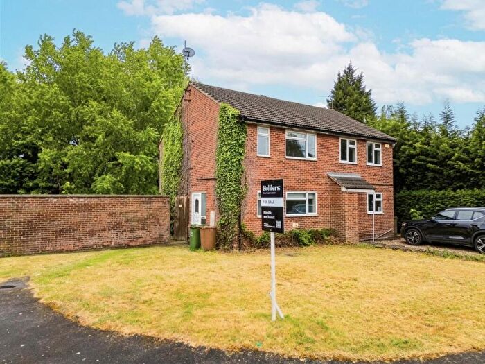 3 Bedroom Semi-Detached House For Sale In Rivington Drive, Loughborough, LE11