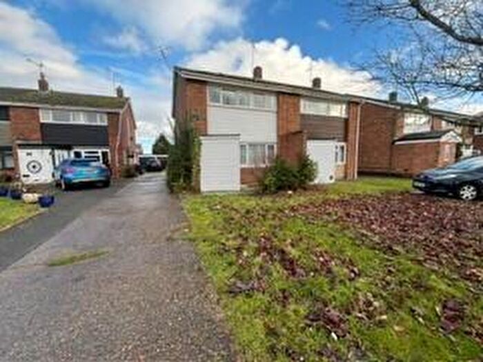 3 Bedroom Semi-Detached House To Rent In Austin Road, Woodley, Reading, Berkshire, RG5