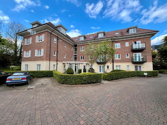2 Bedroom Flat To Rent In Woodthorpe Road, Ashford, TW15
