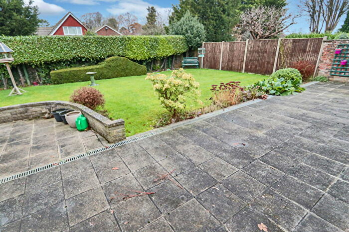 2 Bedroom Semi-Detached Bungalow For Sale In Wattendon Road, Kenley, CR8