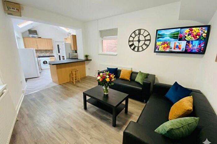 7 Bedroom Maisonette To Rent In Salisbury Road Cardiff, CF24