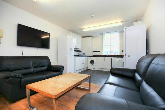 4 Bedroom Flat To Rent In Clayton Street West, Newcastle Upon Tyne, NE1