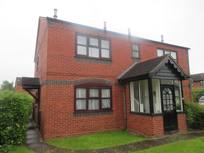 1 Bedroom Flat To Rent In Mill Lane, Kidderminster, DY11