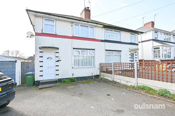 3 Bedroom Semi Detached House For Sale In Pavilion Avenue, Smethwick, West Midlands, B67