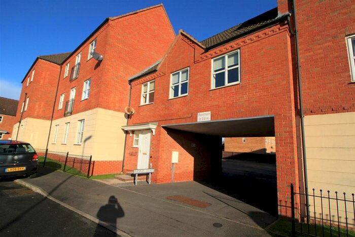 2 Bedroom Flat To Rent In Riddles Court, Watnall, Nottingham, NG16