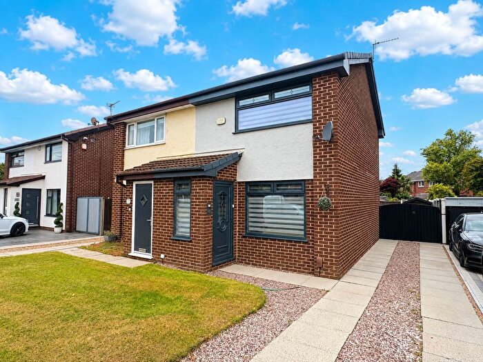 2 Bedroom Semi-Detached House For Sale In Collingwood Way, Westhoughton, BL5