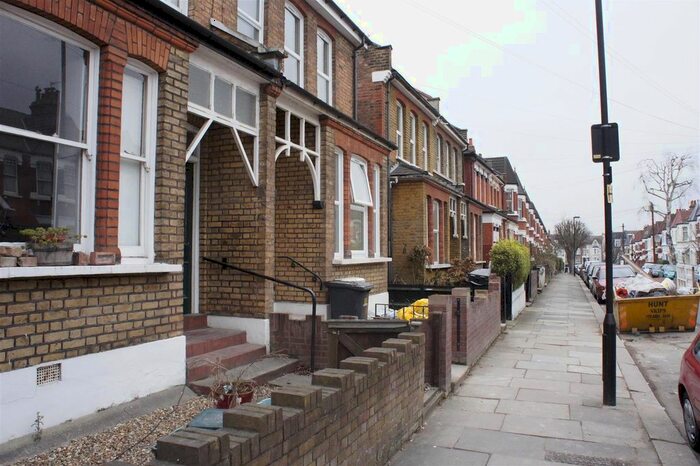 3 Bedroom Property To Rent In Lyndhurst Road, London, N22