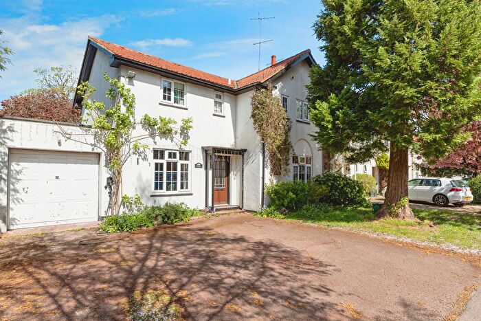 4 Bedroom End Of Terrace House For Sale In Attimore Road, Welwyn Garden City, AL8