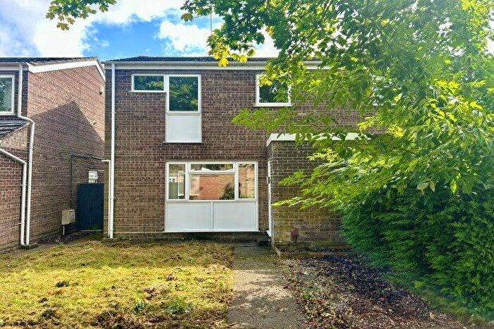 3 Bedroom Semi-Detached House To Rent In Lindisfarne Road, Bury St. Edmunds, IP33