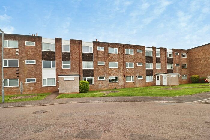 2 Bedroom Flat For Sale In Chargrove, Yate, Bristol, BS37