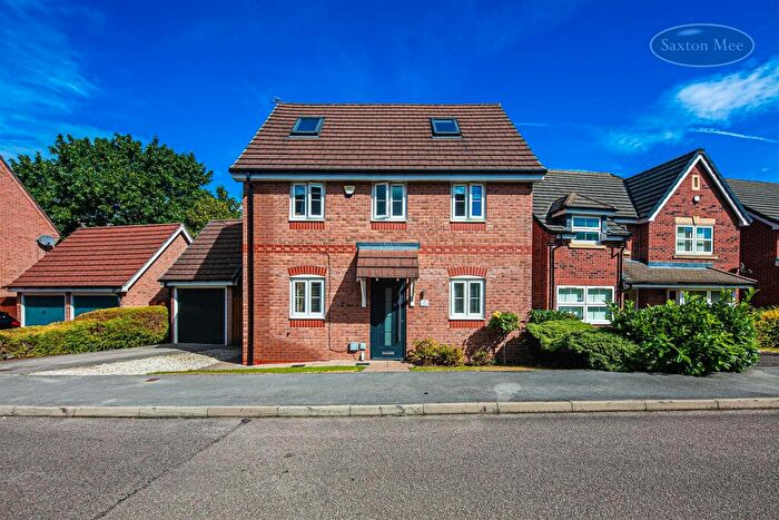 4 Bedroom Detached House For Sale In Westwood Avenue, Wadsley Park Village, Sheffield, S6