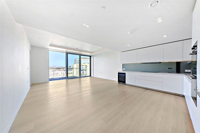 3 Bedroom Flat To Rent In Lillie Square, London, SW6