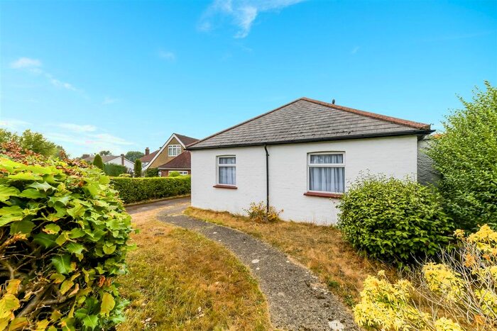 2 Bedroom Detached Bungalow To Rent In Green Lane, Lower Kingswood, Tadworth, KT20