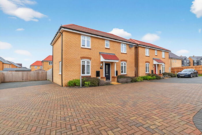 3 Bedroom Detached House For Sale In Crane Lane, Wixams, MK42