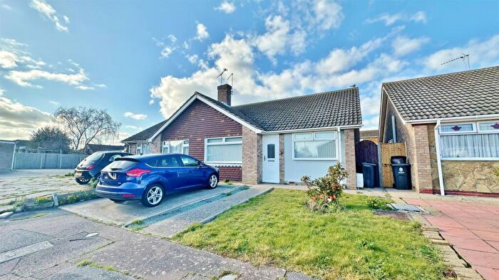 2 Bedroom Semi-Detached Bungalow For Sale In Garden Road, Walton-on-the-Naze, CO14