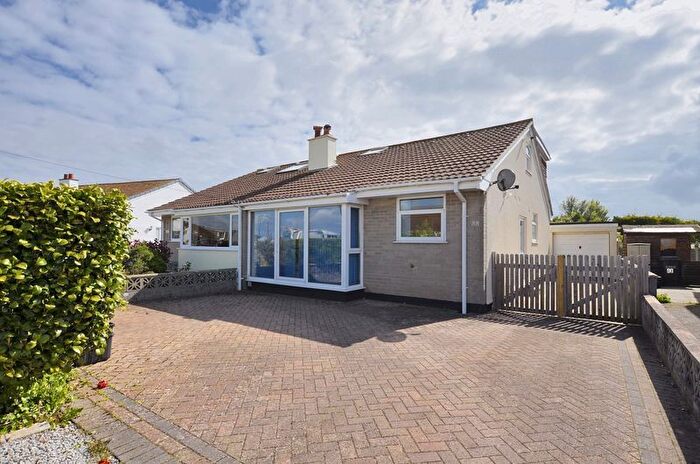 4 Bedroom Semi-Detached Bungalow For Sale In Windmill Close, Brixham, TQ5