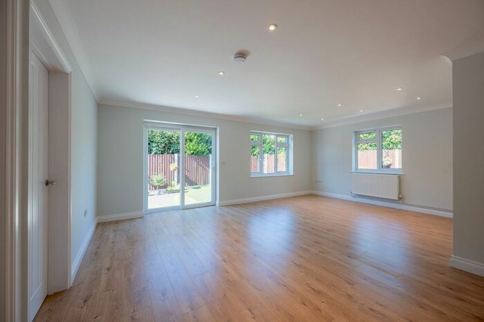 3 Bedroom Detached Bungalow For Sale In Dunham Road, Sporle, King's Lynn, PE32