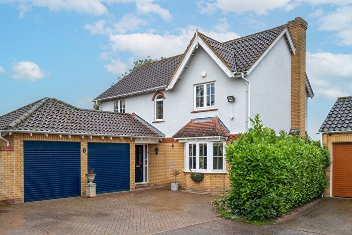 4 Bedroom Detached House For Sale In Taskers Field, Caxton, Cambridge, CB23