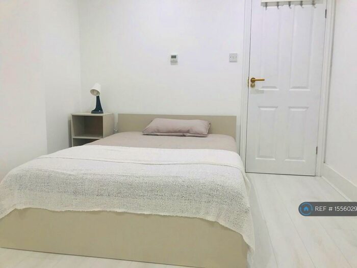 2 Bedroom Terraced House To Rent In Longstone Road, Eastbourne, BN22