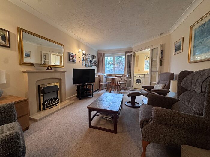 1 Bedroom Property To Rent In Lower High Street, Watford, WD17