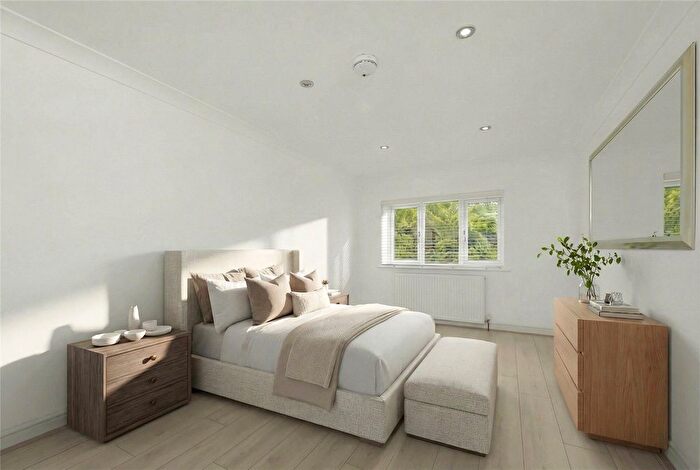 5 Bedroom Detached House To Rent In Manor Road South, Esher, Surrey, KT10