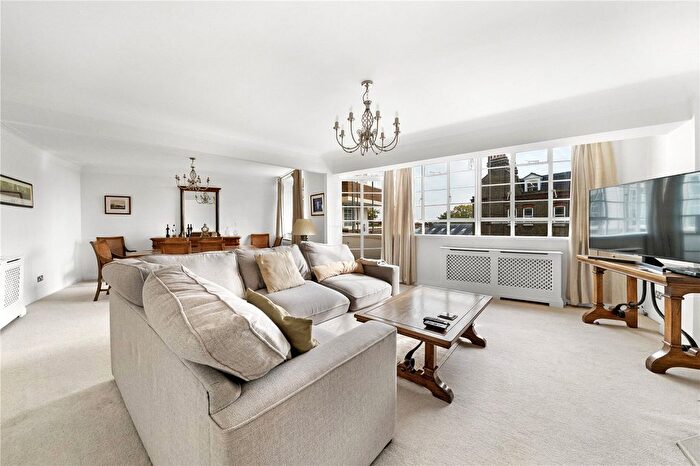 3 Bedroom Flat For Sale In Cholmeley Park, N6