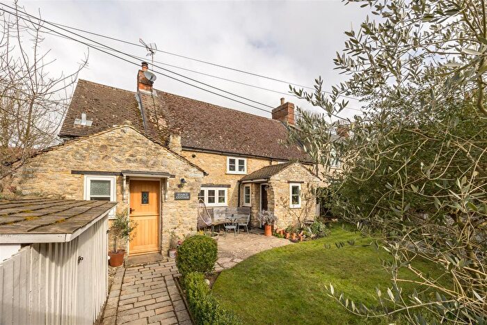 3 Bedroom Cottage For Sale In Rectory Lane, Fringford, Bicester, OX27