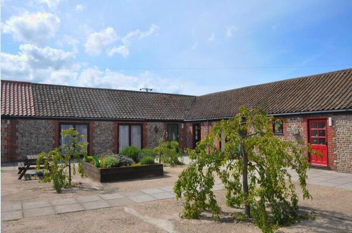1 Bedroom Apartment To Rent In Pollard Street, Bacton, NR12