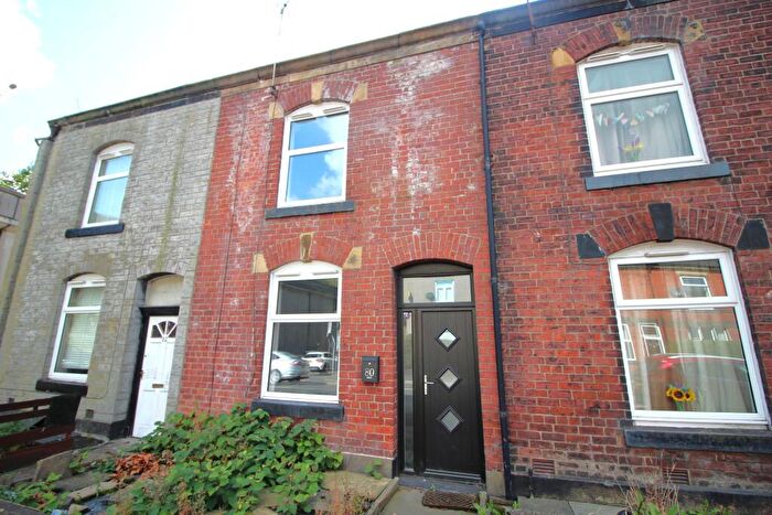 3 Bedroom Terraced House To Rent In Rochdale Old Road, Bury, BL9