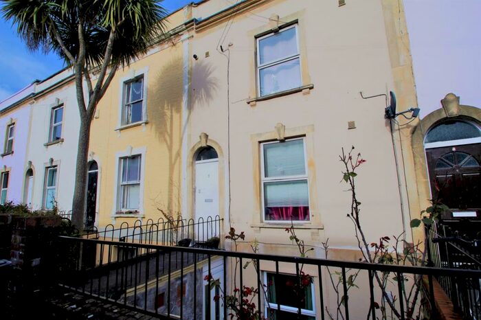 1 Bedroom Flat To Rent In Brunswick Street, BS2