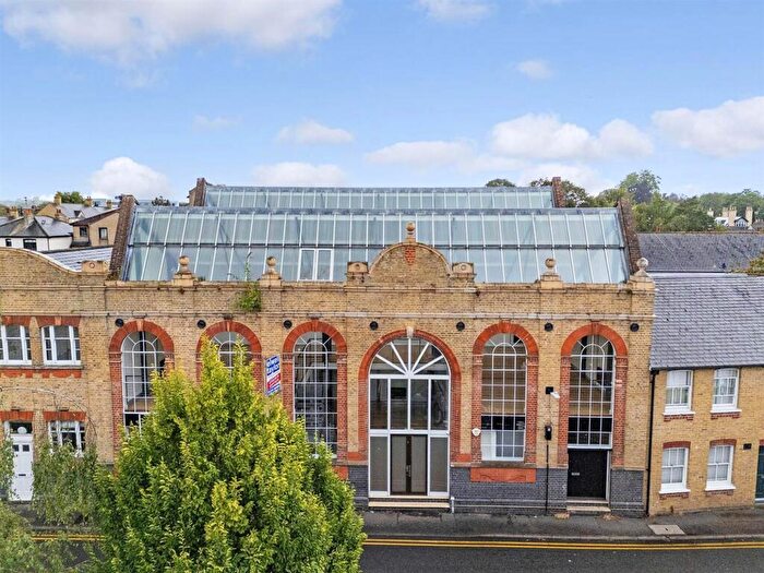 3 Bedroom Apartment For Sale In Anchor Street, Chelmsford, CM2