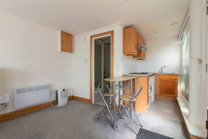 Studio To Rent In Bermondsey Wall West, London, SE16