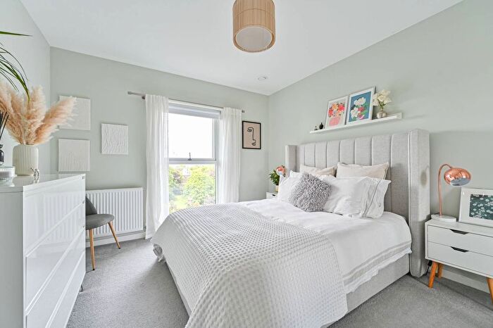 1 Bedroom Flat To Rent In Cottesbrook Heights, Woolwich, London, SE18