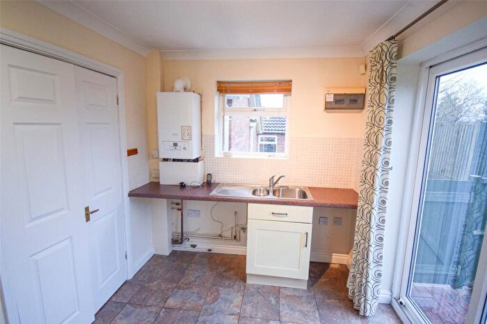 2 Bedroom Bungalow To Rent In James Close, Ollerton, Nottinghamshire, NG22
