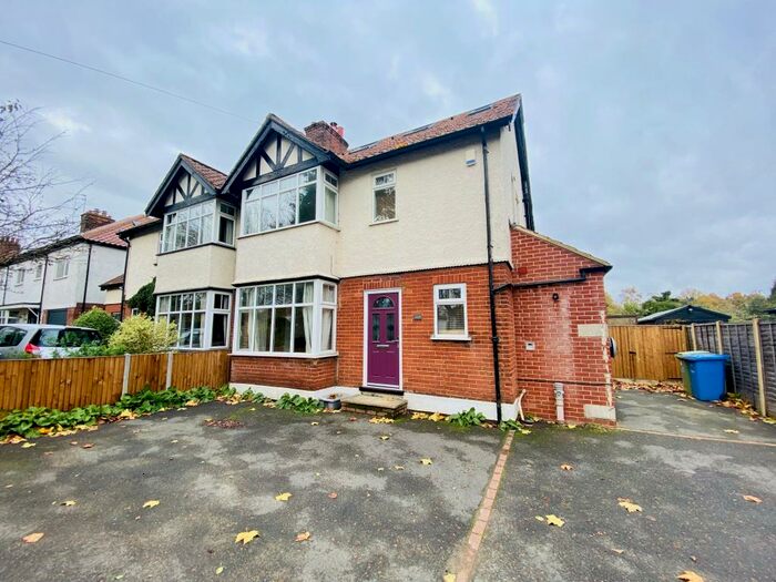 3 Bedroom House To Rent In Earlham Road, NR2