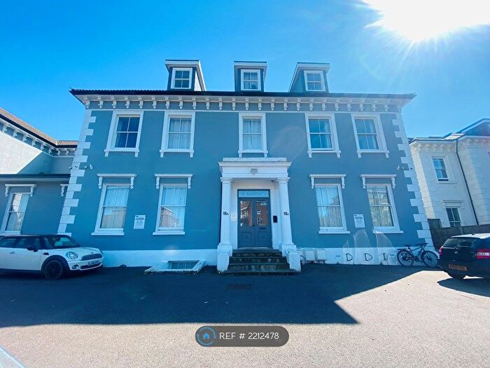 3 Bedroom Flat To Rent In St Gabriels, Brighton, BN2