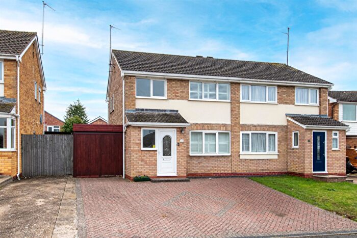 3 Bedroom Semi Detached House For Sale In St. Johns Road, Kettering, NN15