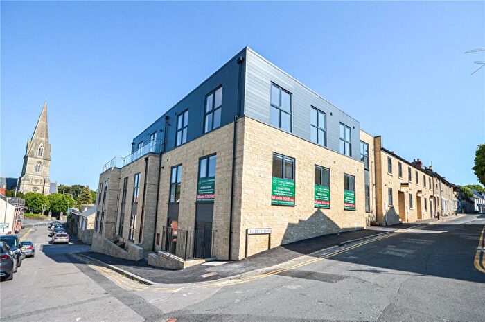 1 Bedroom Apartment To Rent In Albert Street, Swindon, SN1