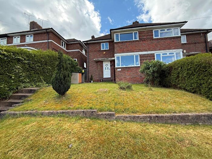 3 Bedroom Semi-Detached House For Sale In Totternhoe, Dunstable, Bedfordshire, LU6