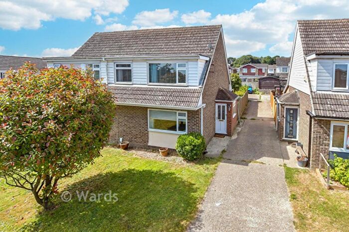 3 Bedroom Semi Detached House For Sale In Newlands, Whitfield, Kent, CT16