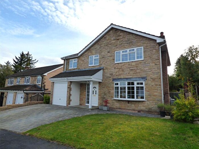 5 Bedroom Detached House For Sale In Meadow Close, Whaley Bridge, High Peak, Derbyshire, SK23