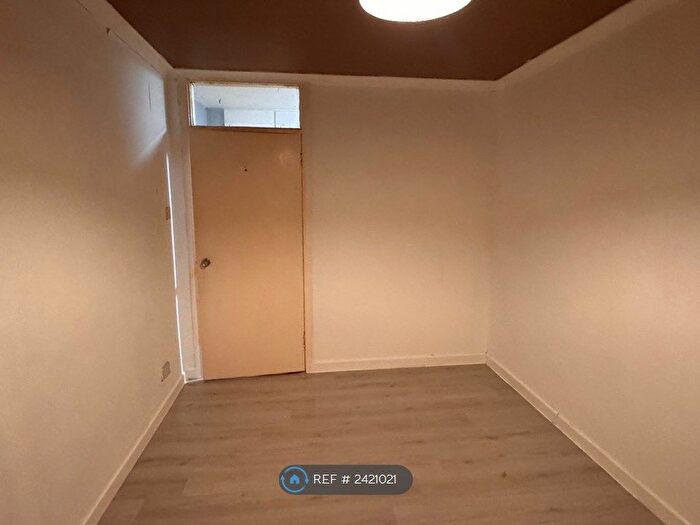 2 Bedroom Flat To Rent In St. Andrew Street, Dalkeith, EH22