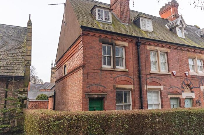 3 Bedroom Terraced House For Sale In The Newarke, Leicester, LE2