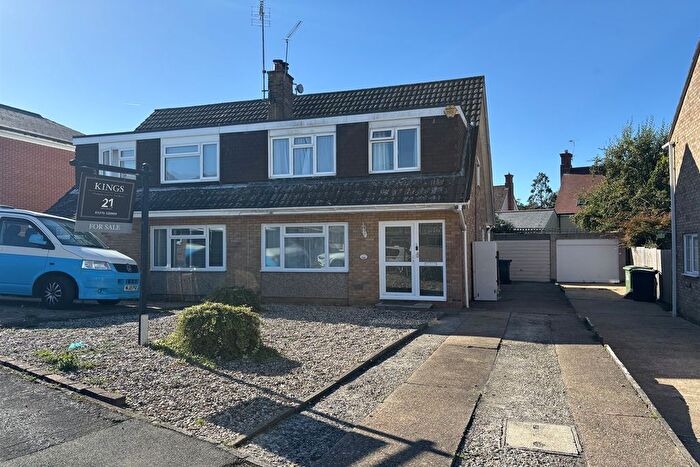 3 Bedroom Semi-Detached House For Sale In Blackwater Way, Braintree, CM7