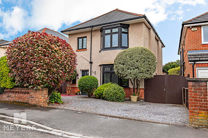 4 Bedroom Detached House For Sale In Gresham Road, Bournemouth, BH9