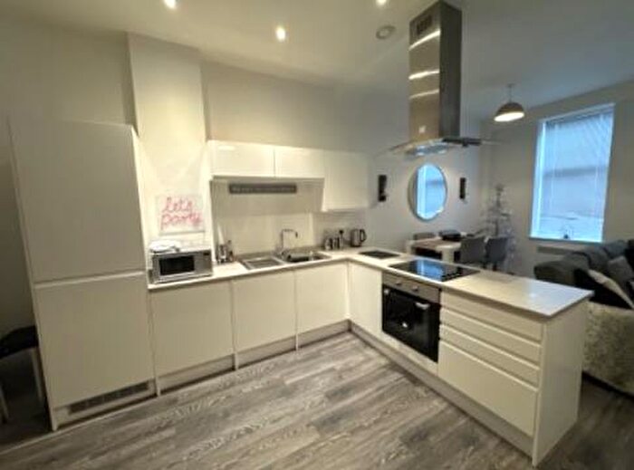 2 Bedroom Apartment To Rent In Vicarage Farm Road, Peterborough, PE1