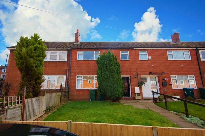 4 Bedroom Terraced House To Rent In Donegal Close, Coventry, CV4