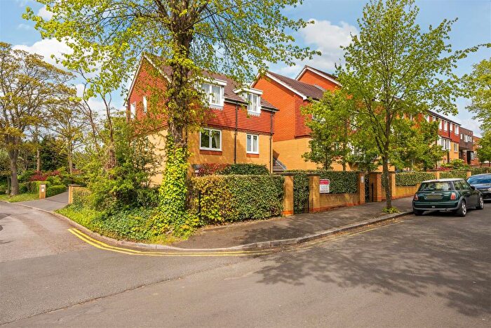 2 Bedroom Retirement Property For Sale In Bramble Lodge, Wallington, SM6